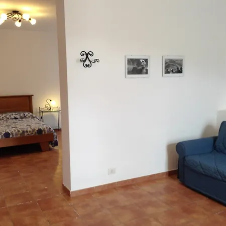 La Pietra Antica O' Munti Farm stay *