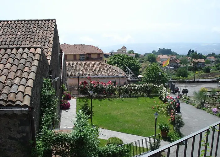 Bauernhof La Pietra Antica O' Munti *